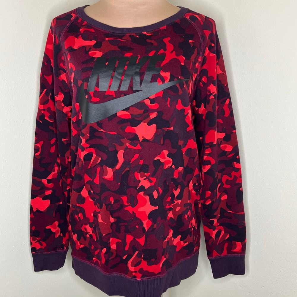 Nike Rally Boyfriend Sweatshirt Small Womens Red Camo BF Logo Lounge Casual Gym